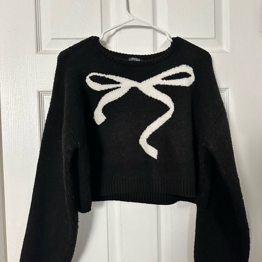 Wild Fable Black Sweater with White Bow